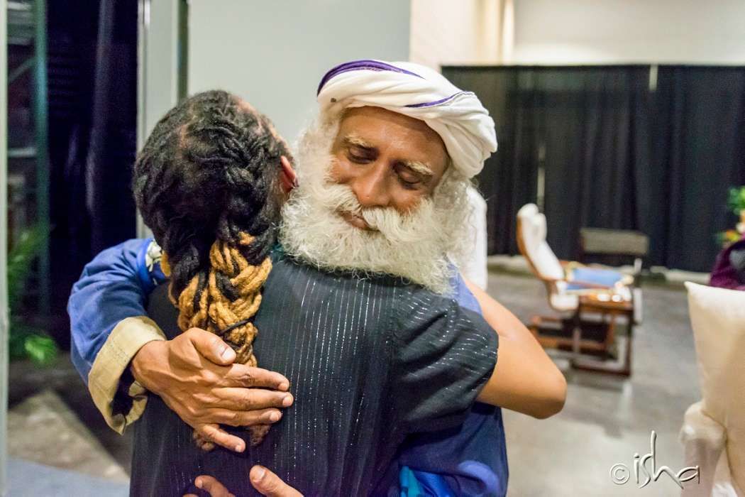 प्रेम किया जाना नहीं, प्रेम में होना महत्वपूर्ण है