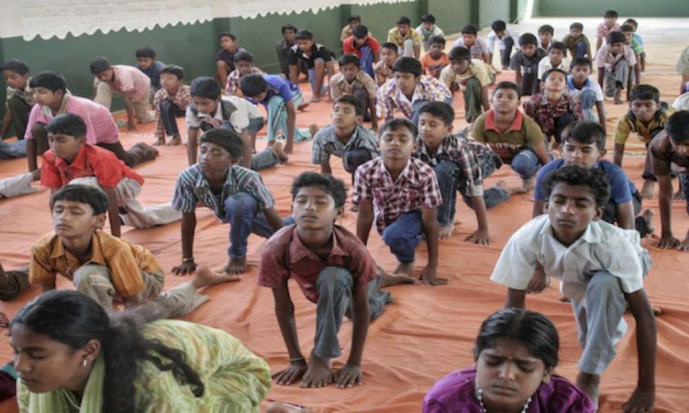 crunching-exam-strees-isha-yoga-in-government-schools