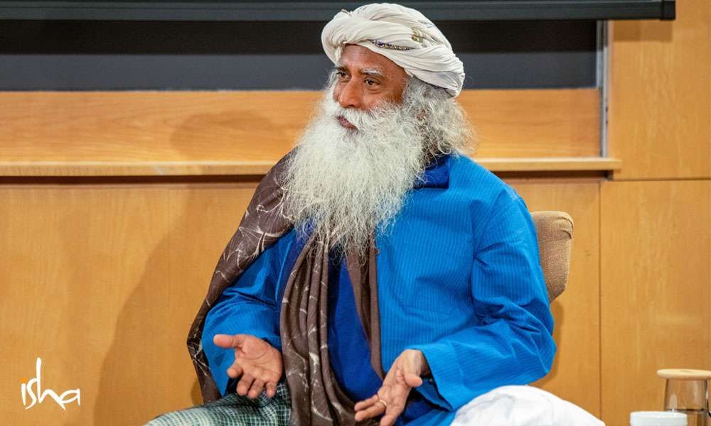 Sadhguru speaking at the Columbia University Business School, Youth and Truth Event | Leadership Starts in the Mind