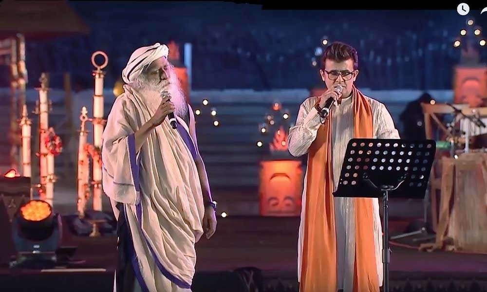 Sonu Nigam Sings with Sadhguru at Mahashivratri 2018