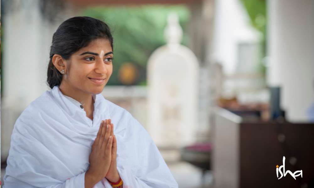 Isha Blog Article | Life in Sadhanapada: The Different Flavors of Seva