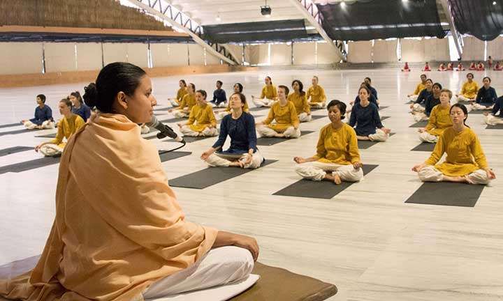 Isha Yoga & Meditation Classes in London