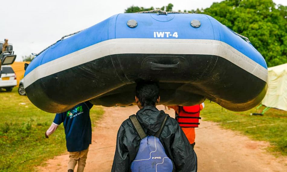 sadhguru-isha-cauvery-diaries-of-motorcycles-and-a-mystic-cauvery-calling-five-boat