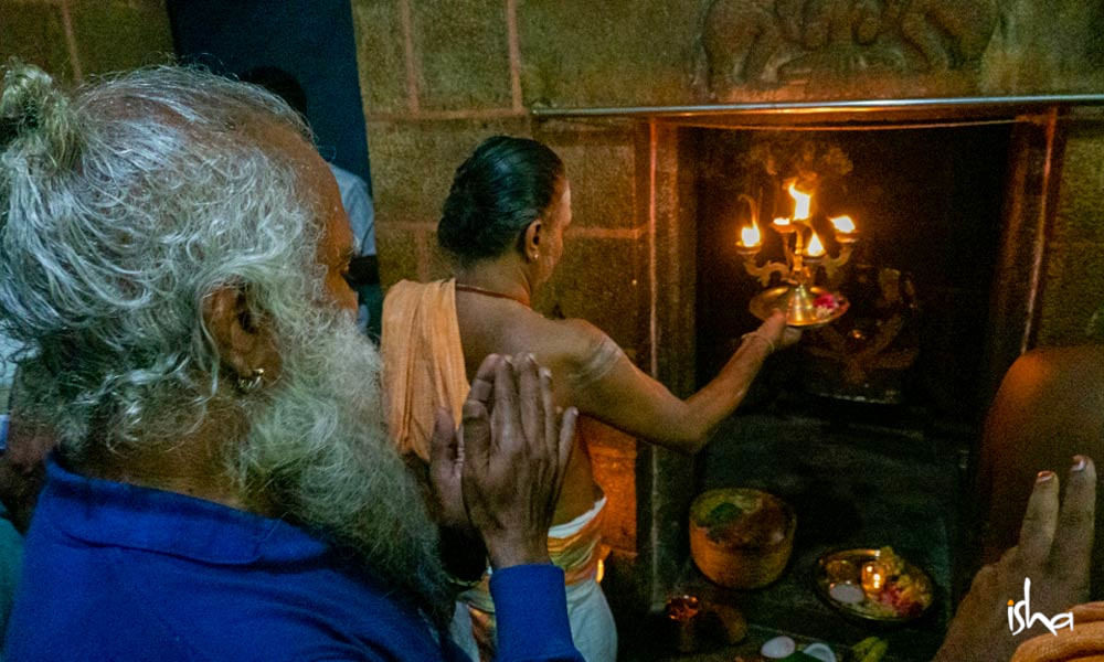 sadhguru-wisdom-article-the-spectacular-natadreeswarar-temple-in-cauvery-1