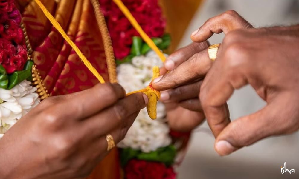 Will you marry me? How young Indian couples are embracing western