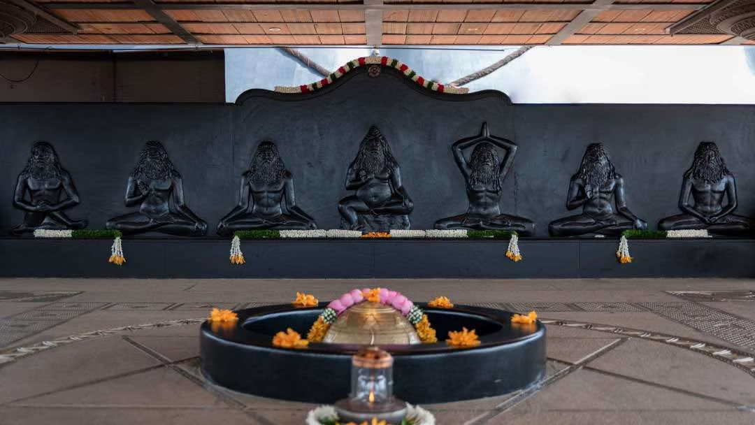 Saptarishi and Yogeshwar Linga | Isha Yoga Center, Coimbatore